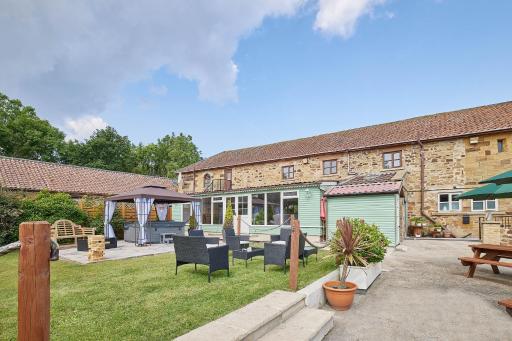 Host & Stay - The Arches Country House - Housity