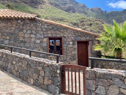 Casa Guergue by VV Canary Ocean Homes - Housity
