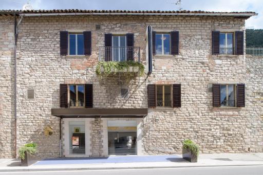 Hotel San Francesco e il lupo - Housity