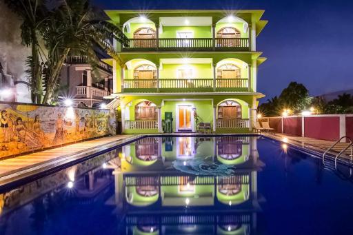 Larios Beach Holidays - Housity