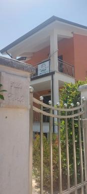 Villa Corte at Via Roma - Apartments with a View - Housity