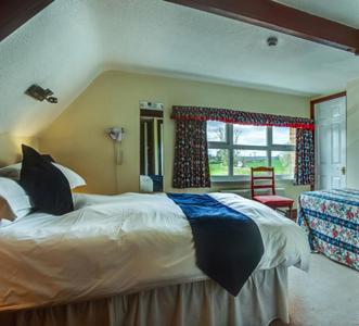 The Old School House Hotel - Housity