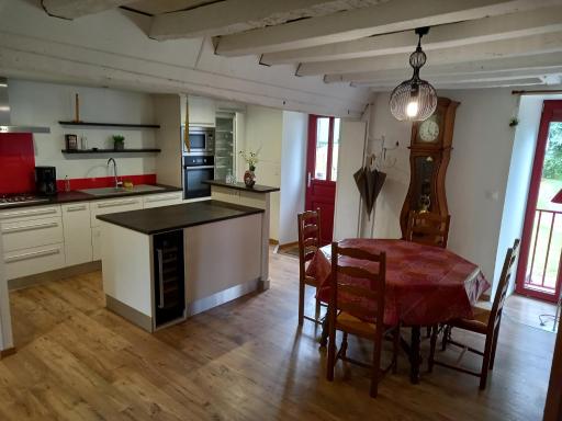 Chez Jojo à St fraimbault - Housity