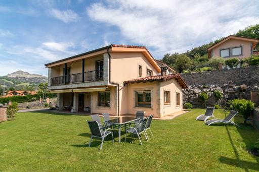 Casa Elena (Chalet individual en Valle de Ruesga) - Housity