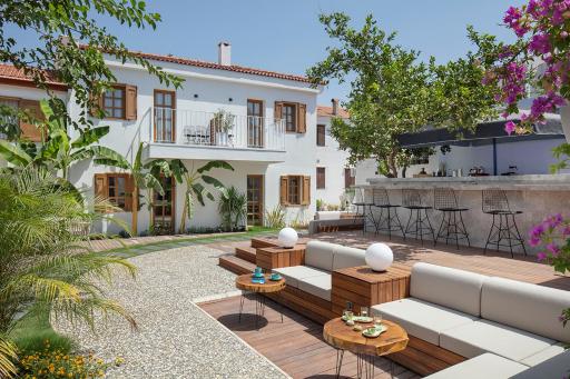Mellow Blue Hotel - Housity