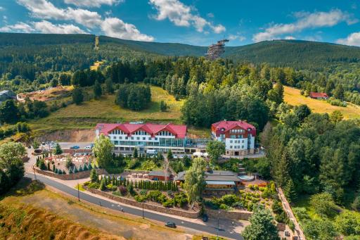 Hotel & Medi-Spa Biały Kamień - Housity