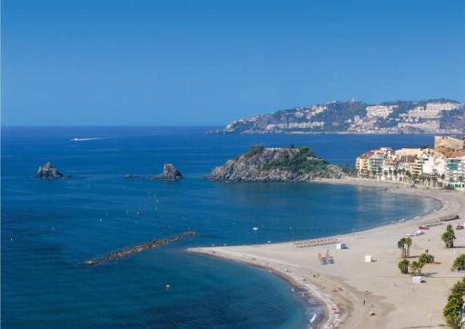 Sunshine Apartment at Tropical Coast of Granada - Housity