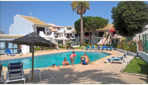 CASA Bela - zona calma e com piscina - Housity