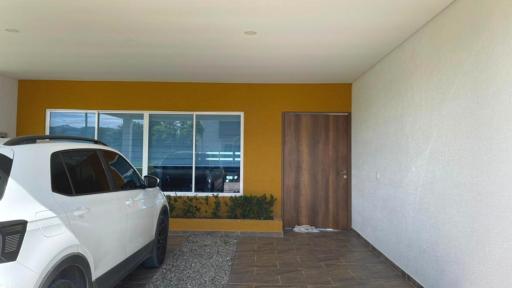 Casa Vacacional con Piscina Privada en Girardot - Housity