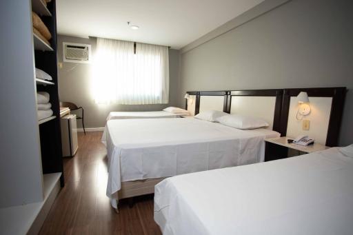 Master Express Alberto Bins - 200 metros do Hospital Santa Casa - Housity