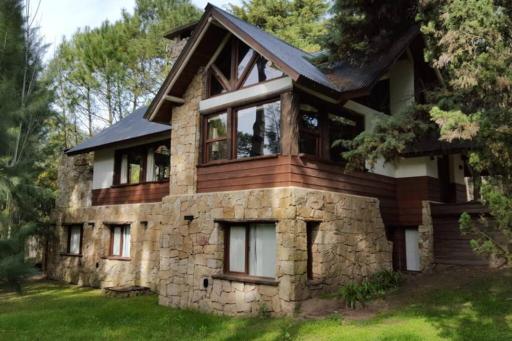 Carilo Hermosa cabaña en medio del bosque!!! - Housity