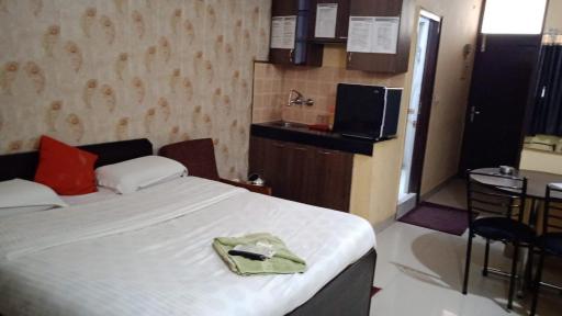 Jasmine Residency Hyas Homestay - Housity