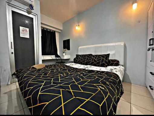 Stylist & Minimalist Studio 1BR Fast WIFI @Green Bay Pluit Apartment - Housity