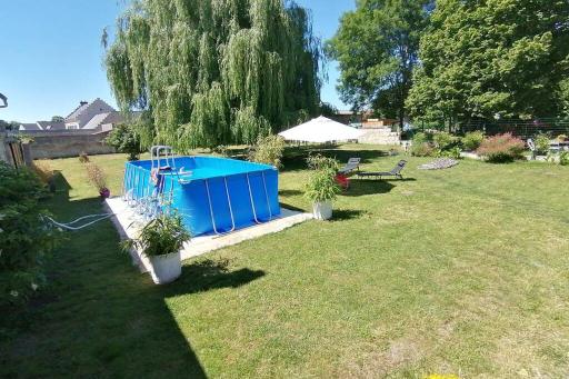 Maison chaleureuse et de détente avec piscine et spa - Housity