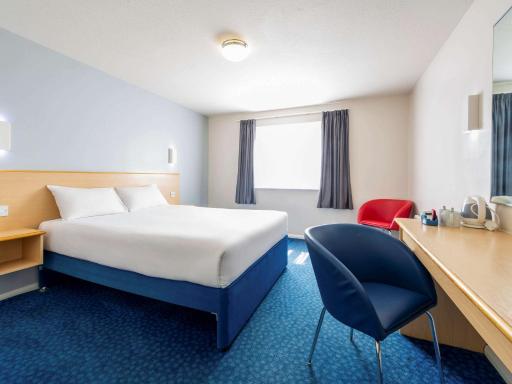go2 Dundee Camperdown Hotel free car park - Housity