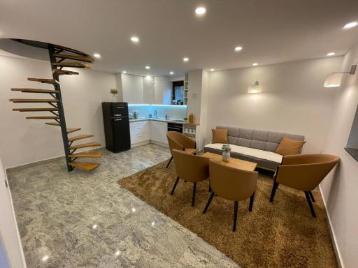 Holiday Home Oaza Mira - Housity