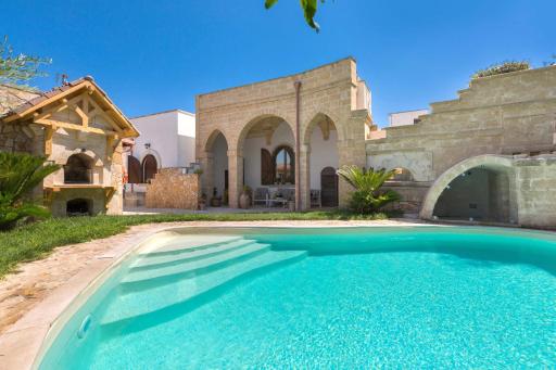 Villa Raffaella by BarbarHouse - Housity