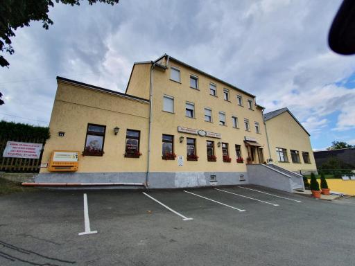 Pension Goldener Drache - Housity