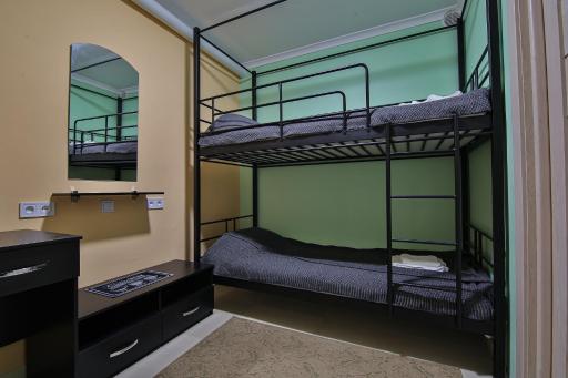 Battle Mile Hostel - Housity