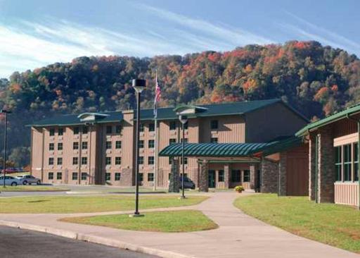 Chief Logan  Hotel & Conference - Housity