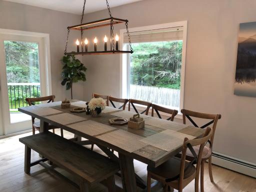 The Mighty Oaks Retreat,modern house Bar Harbor Acadia MDI - Housity