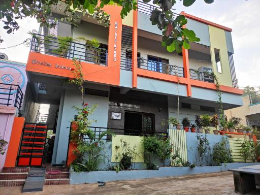 Rocky Homestay - Housity