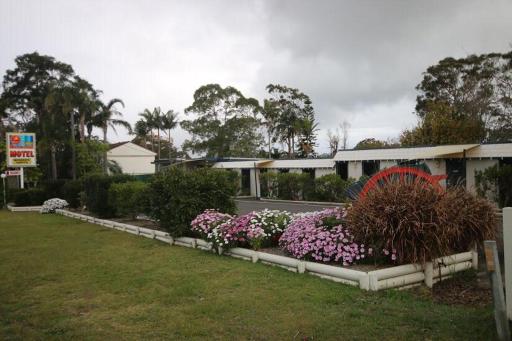 Lake Munmorah Motel - Housity
