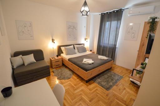 Studio 41 - Housity