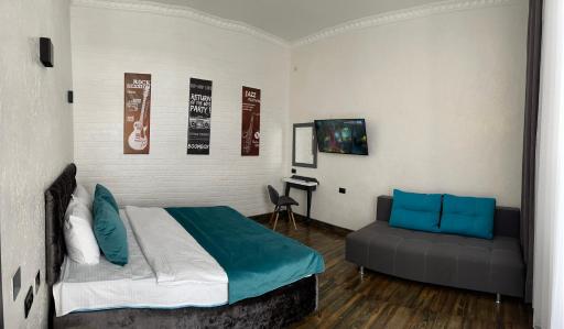 LUX Apartments - Housity