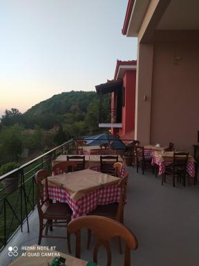 HOTEL ΗΩ (ΞΕΝΩΝΑΣ ΤΣΙΑΧΡΗΣ) - Housity