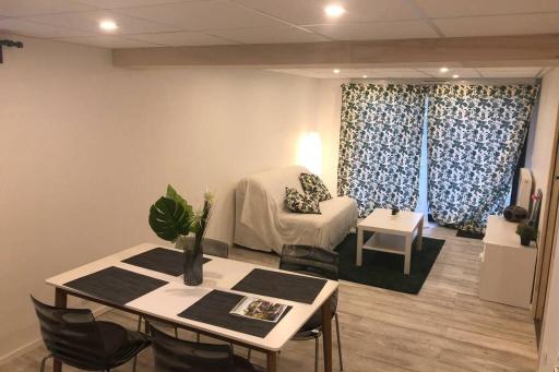 Appartement dans maison en campagne - Housity