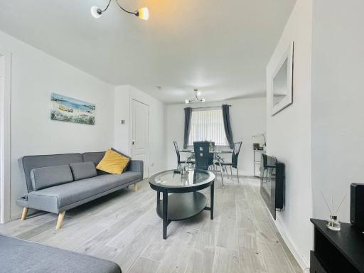 Central Hamilton House - Housity