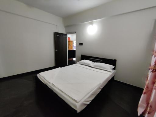 Royal Wings Apartments - Housity