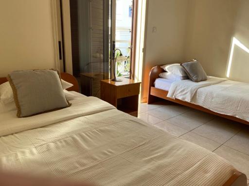 Apartament Cosy House with pool, Paphos Pafos,Tombs of Kings - Housity