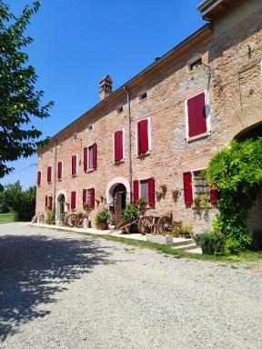 New Flowers Farm B&B - Housity