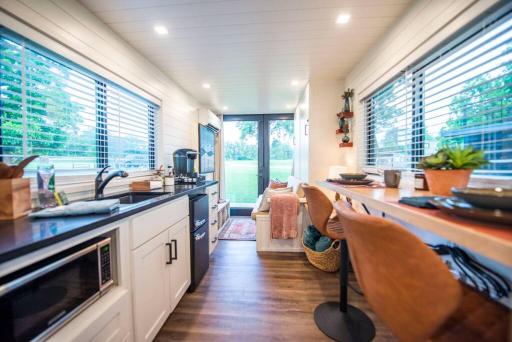 NEW The Brazos-Tiny Home 12 Min to downtown - Housity