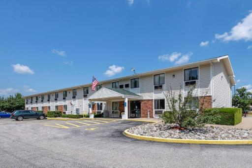 Quality Inn - Housity