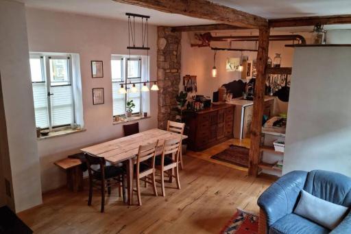 Schöne Ferienwohnung mit Kamin - Housity