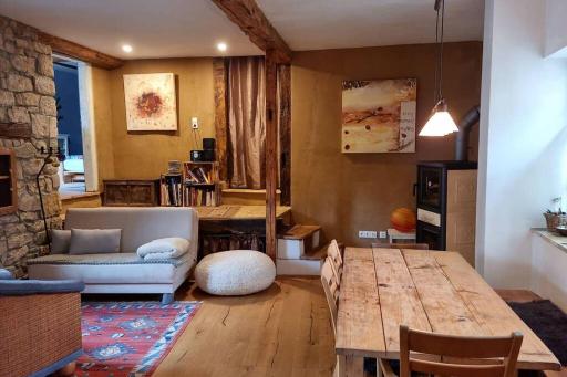 Schöne Ferienwohnung mit Kamin - Housity