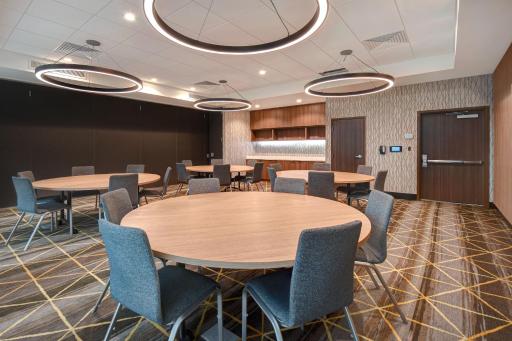 Holiday Inn - Erie, an IHG Hotel - Housity