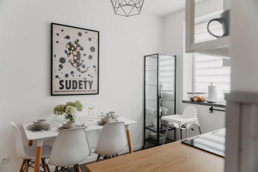 Jeleni Zakątek - apartament w stolicy Karkonoszy - Housity