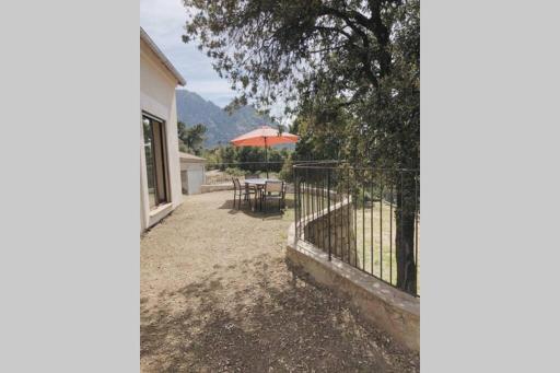 Villa familiale entre mer et montagne Corse - Housity