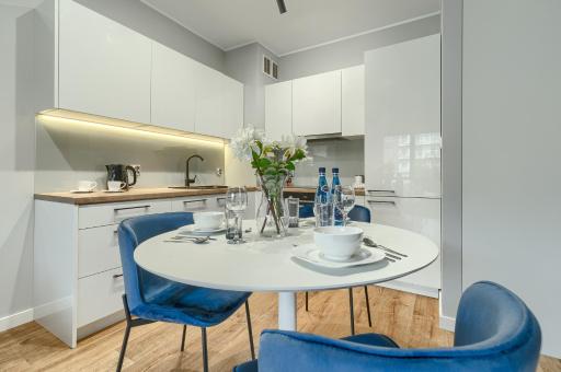EXCLUSIVE FORTY Apartments - Housity
