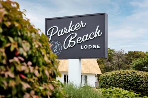 Parker Beach Lodge - Housity