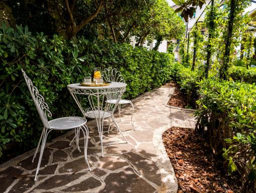 Villa Aurelia Suites and Apartments - Housity