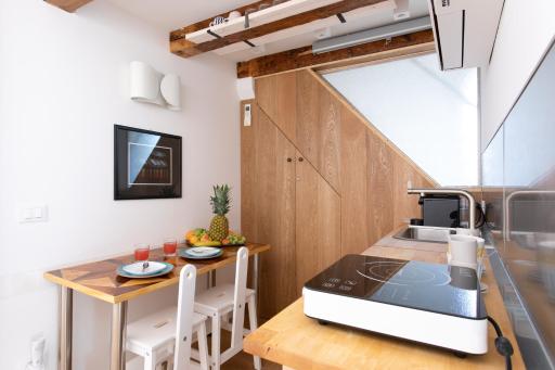 Biennale Gallery Suite - Housity