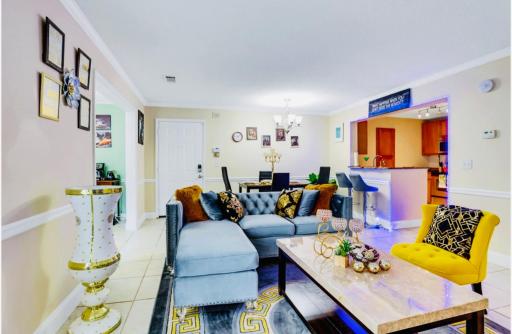 Eclat Royal - Luxurious Two Bedroom In the heart of Buckhead - Housity