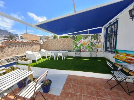 Endless Summer House - Housity
