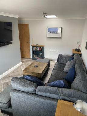 Burry Port Harbour Apartment - Housity