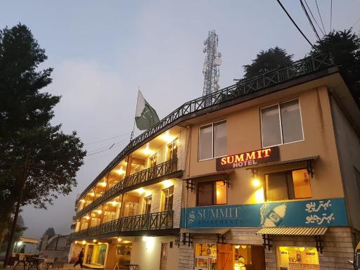 Summit Hotel & Apartments - Housity